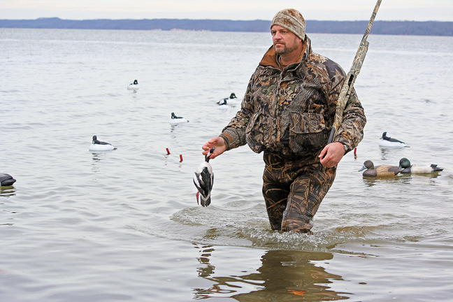 Go-To Strategies for Duck Hunting Big Rivers